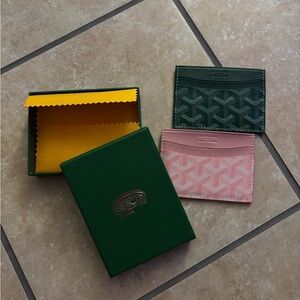 Green and Pink Card Holder Set